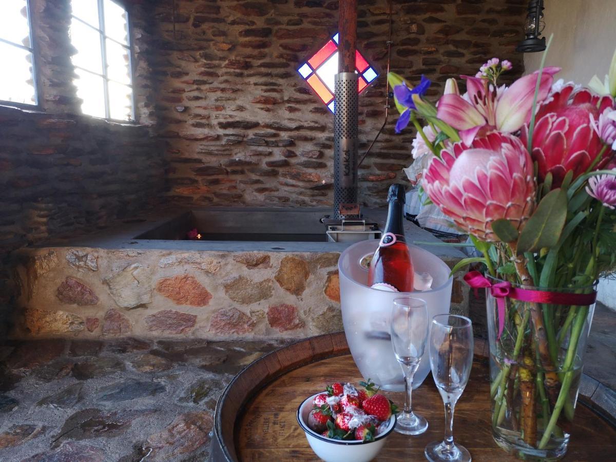 Lank-Gewag Farm Cottage With Private Hottub Montagu Bagian luar foto