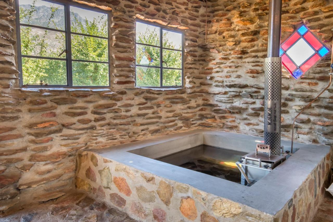 Lank-Gewag Farm Cottage With Private Hottub Montagu Bagian luar foto